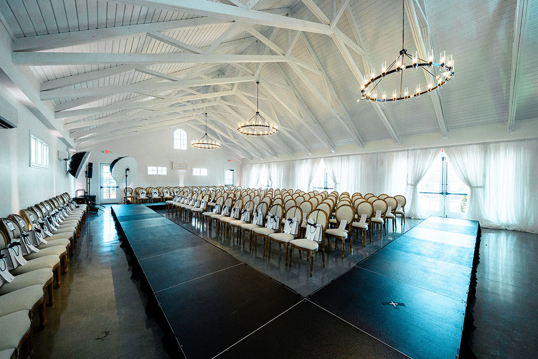 A Glimpse At Professional Indoor Staging